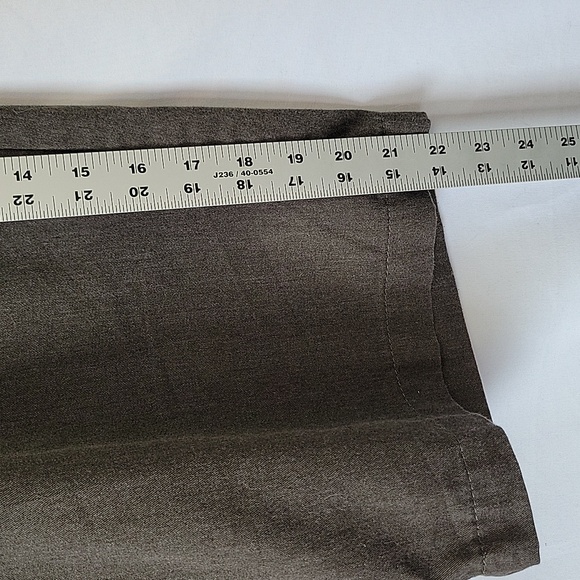 Volcom Corpo Class Flat Front Shorts Charcoal Gray Size 34 - Picture 12 of 16